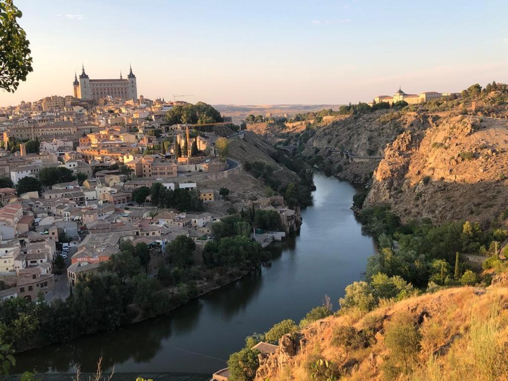 Toledo Ciudad De Las Tres Culturas , Un Lugar Para Disfrutar Todas Las Familias Con Sus Hijos " Desayuno Incluido" Villamiel de Toledo Exterior foto